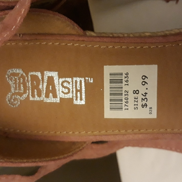 Brash Rose Colored Platform Espadrilles 4" w/1" (walks like your in 3" heels). - Picture 2 of 5